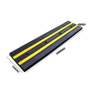 Резиновый защитник стены