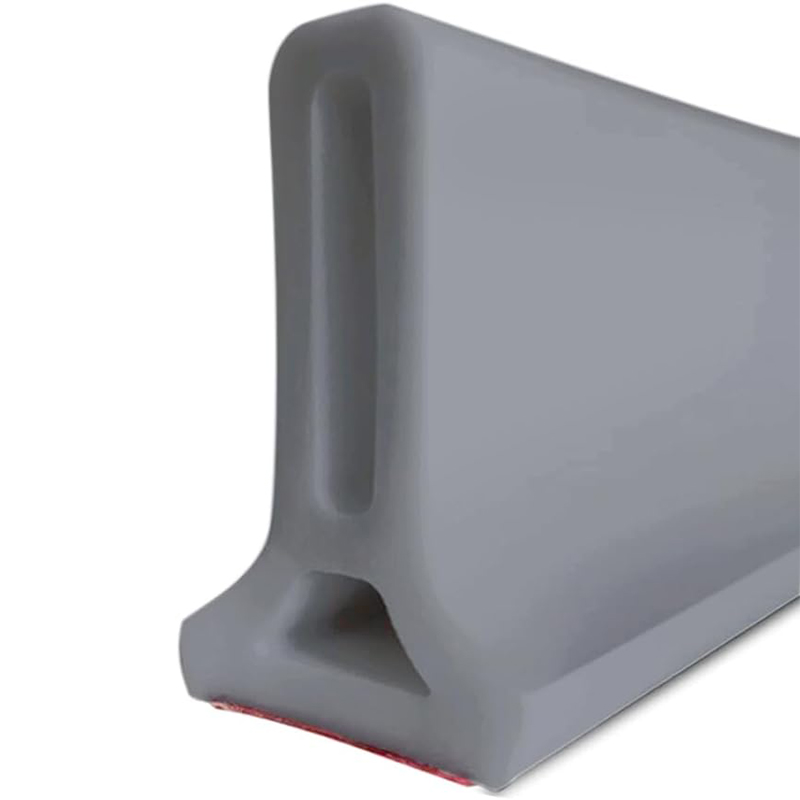 Водяной барьер для душевого порога