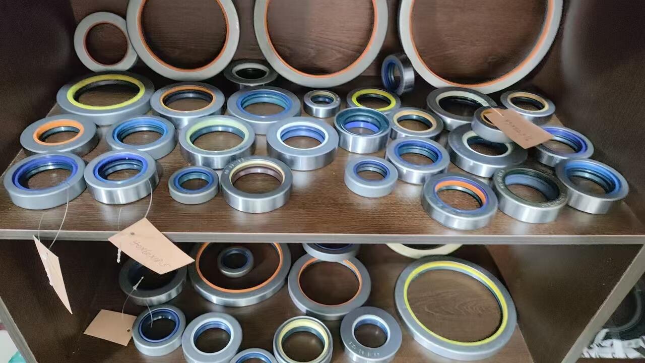 Сальник ступицы