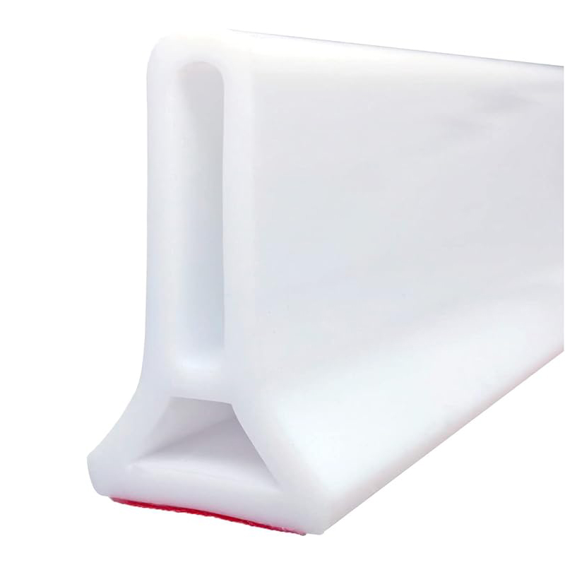 Водяной барьер для душевого порога