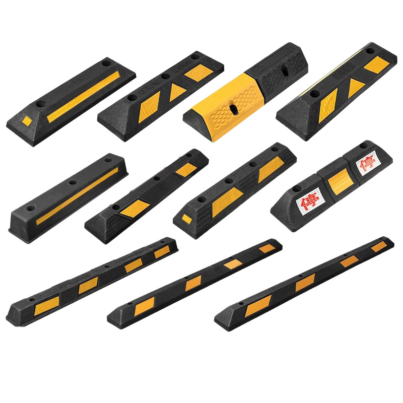 Резиновый защитник стены