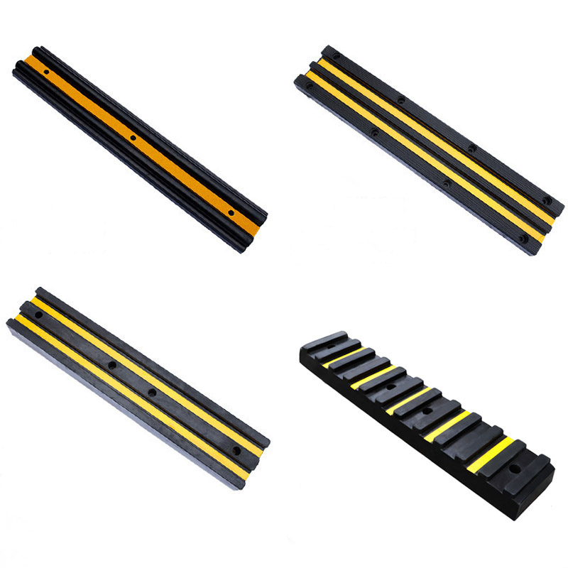 Резиновый защитник стены