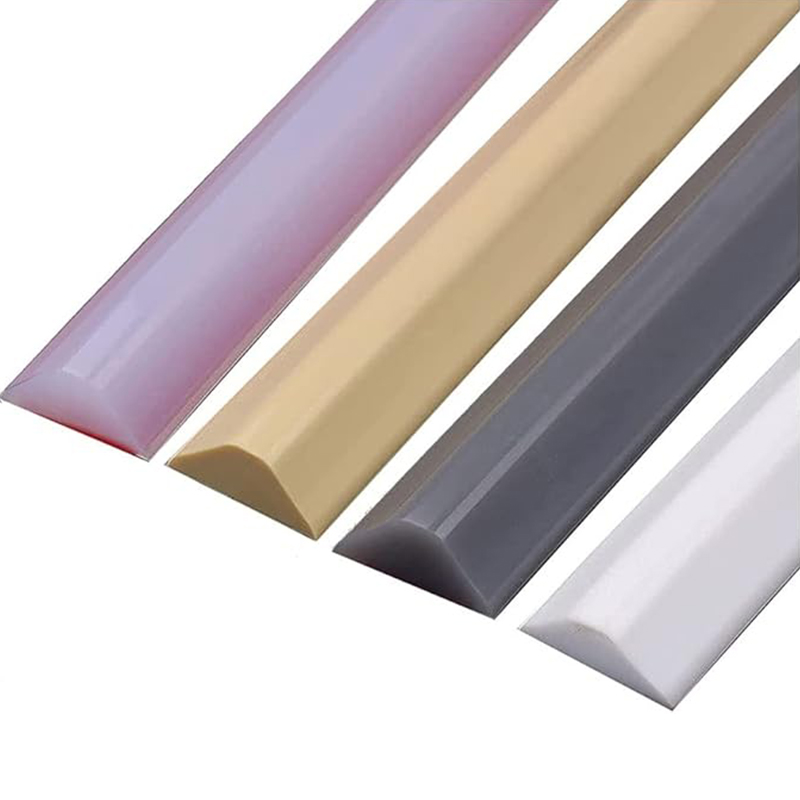 Водяной барьер для душевого порога